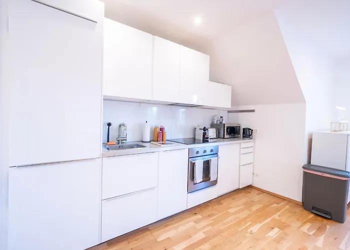 1 Bedroom, 5 Min From Hauptbahnhof, Ac, 75qm Διαμέρισμα *