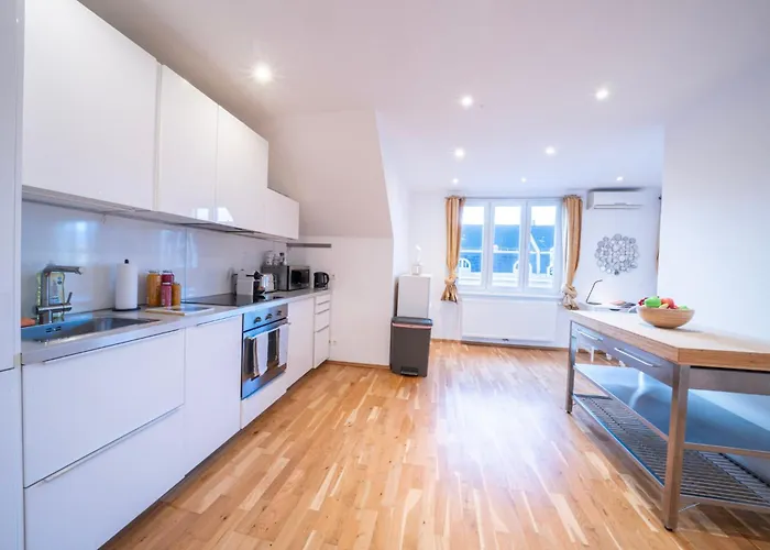 1 Bedroom, 5 Min From Hauptbahnhof, Ac, 75qm Βιέννη