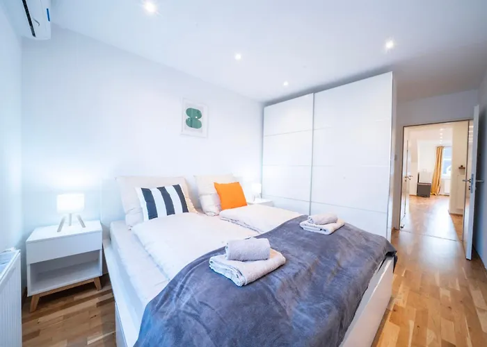 1 Bedroom, 5 Min From Hauptbahnhof, Ac, 75qm *